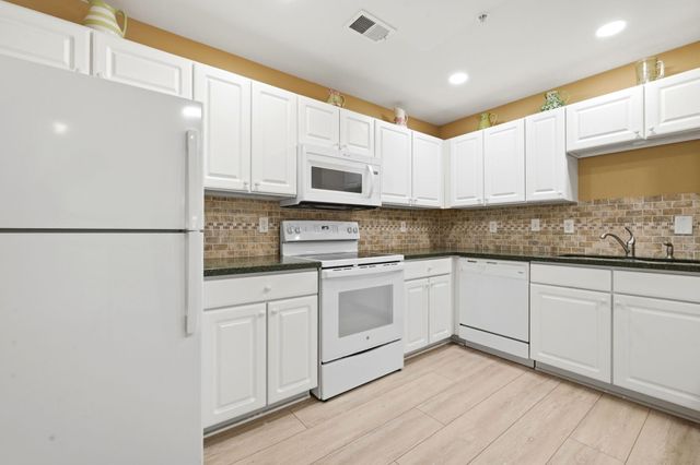 4366 River Gate Ln Unit 301, Little River, SC 29566