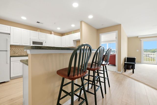 4366 River Gate Ln Unit 301, Little River, SC 29566