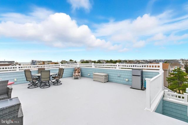 7 E LAVENIA, Long Beach Township, NJ 08008