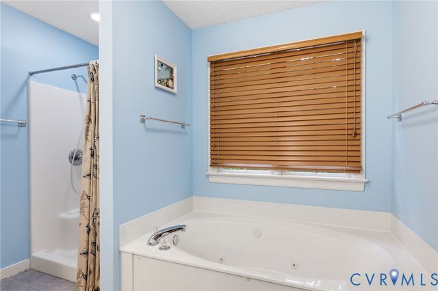 6712 Tram Ct, Sandston, VA 23150