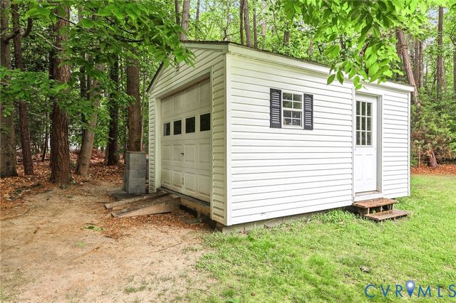 6712 Tram Ct, Sandston, VA 23150
