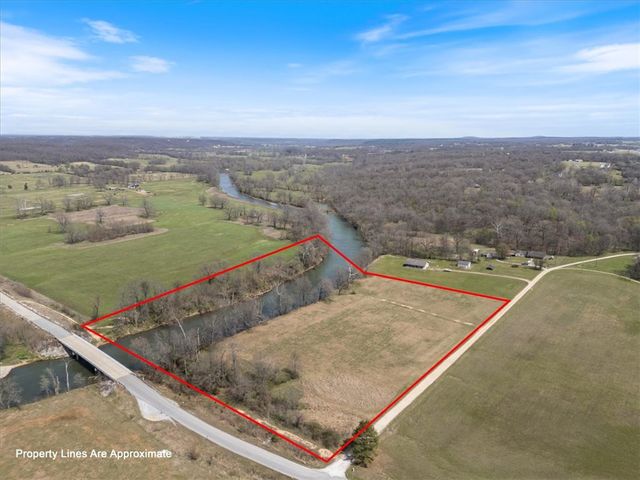 19718 Fisher Ford Road, Siloam Springs, AR 72761