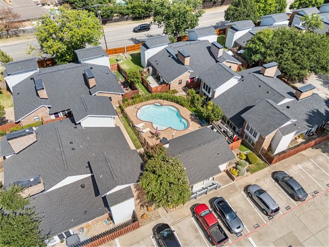 2541 Shady Ridge Drive C, Bedford, TX 76021