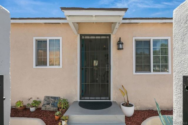 4863 Polk Ave., San Diego, CA 92105