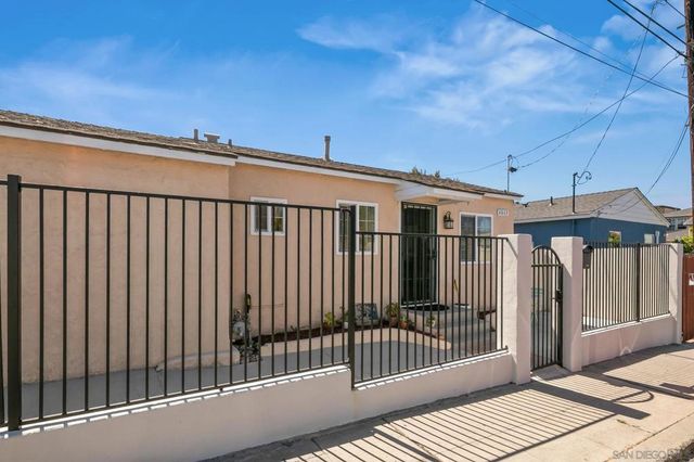 4863 Polk Ave., San Diego, CA 92105