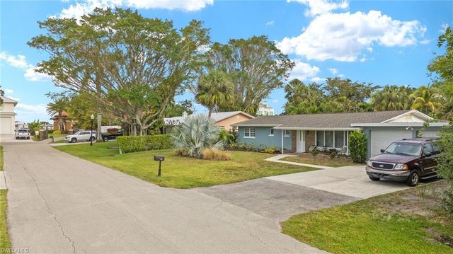 1229 Carlene AVE, Fort Myers, FL 33901