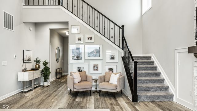 11165 Glen Avon Way, Zionsville, IN 46077