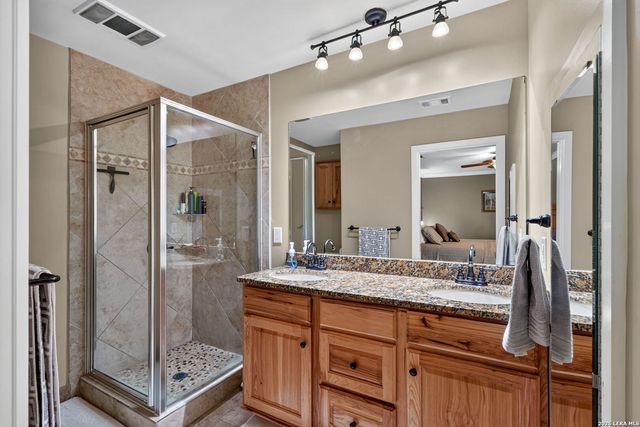 2839 WHISPER PATH ST, San Antonio, TX 78230