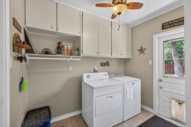 2839 WHISPER PATH ST, San Antonio, TX 78230