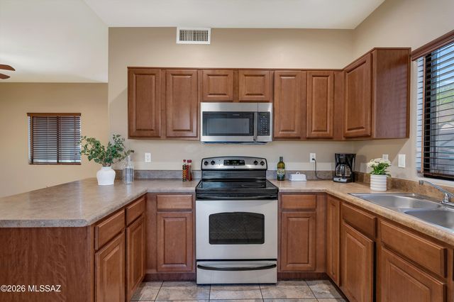 3047 N Estrella Avenue, Tucson, AZ 85705