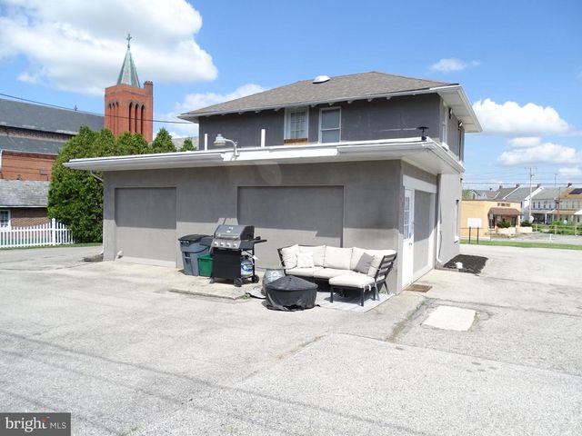 206 3RD ST, Hanover, PA 17331