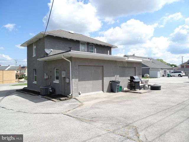 206 3RD ST, Hanover, PA 17331