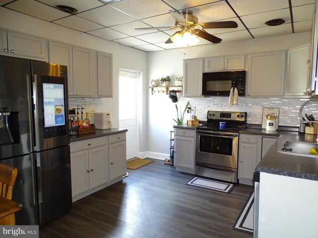 206 3RD ST, Hanover, PA 17331