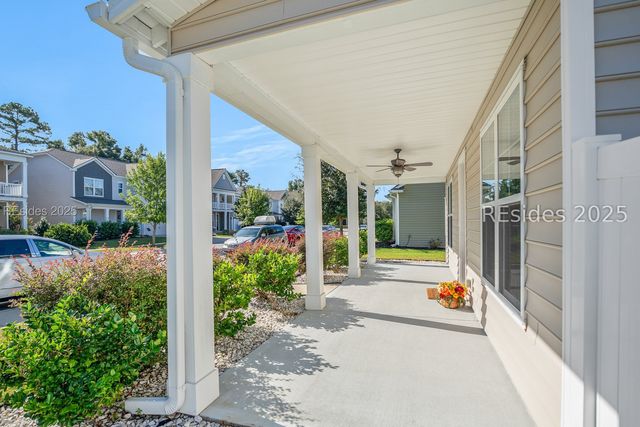 3665 Oyster Bluff Dr, Beaufort, SC 29907