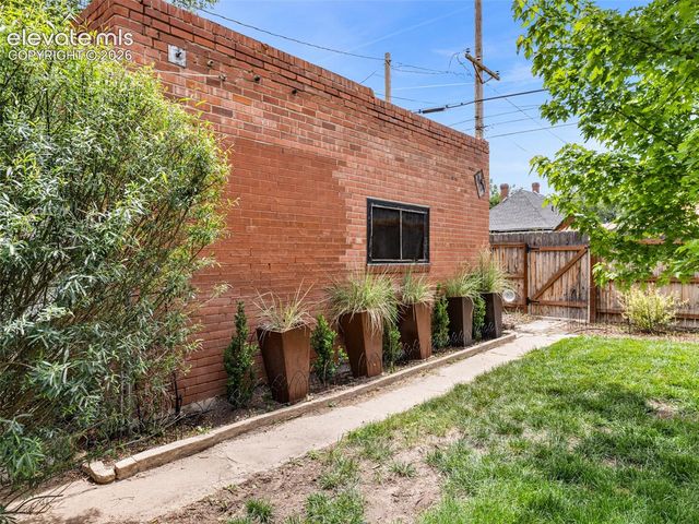 310 W Adams Avenue, Pueblo, CO 81004