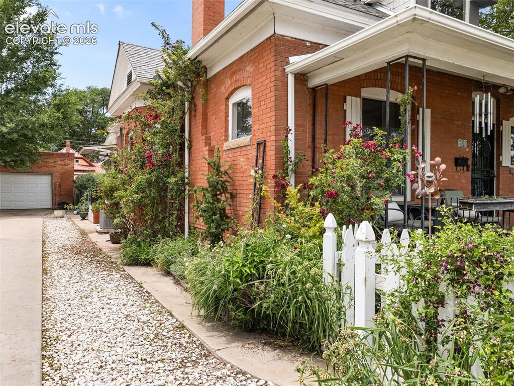 310 W Adams Avenue, Pueblo, CO 81004 — photo 2