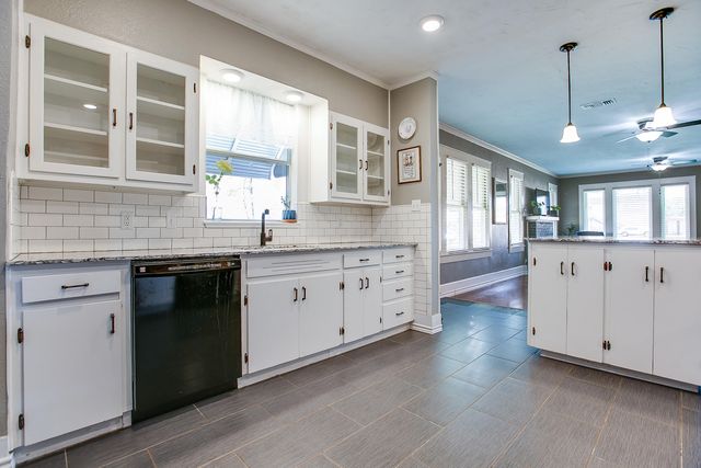 717 W Washington Drive, San Angelo, TX 76903