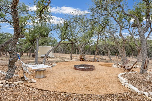 107 S Rainbow Ranch RD, Wimberley, TX 78676