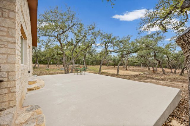 107 S Rainbow Ranch RD, Wimberley, TX 78676