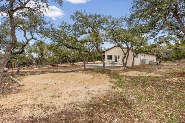 107 S Rainbow Ranch RD, Wimberley, TX 78676