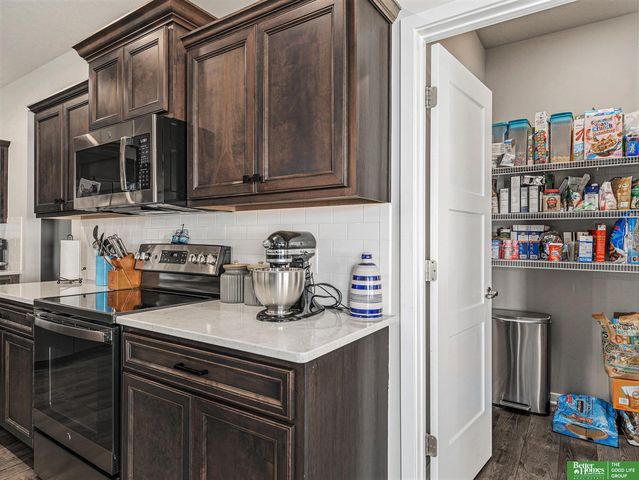 6307 N 169th Street, Omaha, NE 68116