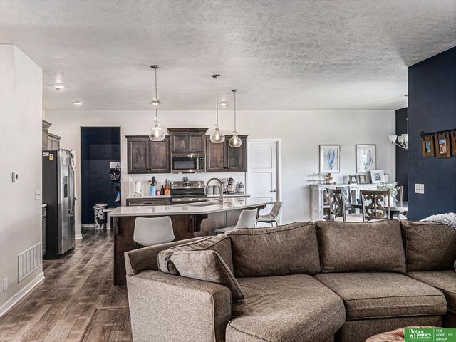 6307 N 169th Street, Omaha, NE 68116