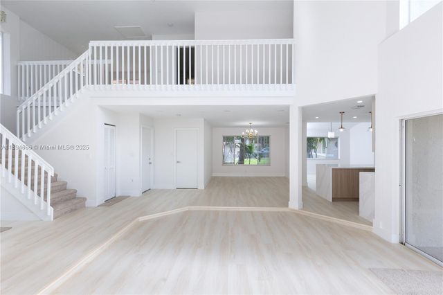 1361 SW 104th Ave, Pembroke Pines, FL 33025