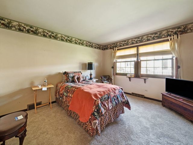 6244 W 129 Place, Palos Heights, IL 60463