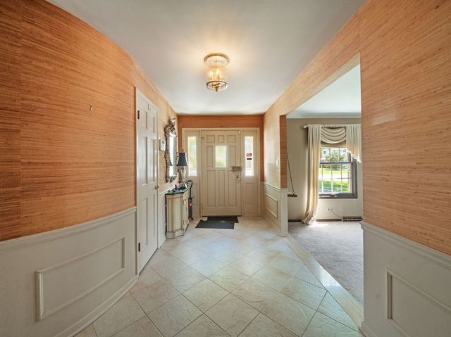6244 W 129 Place, Palos Heights, IL 60463