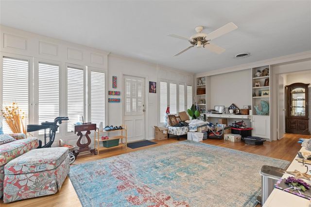 502 HILLCREST AVENUE, Tarpon Springs, FL 34689