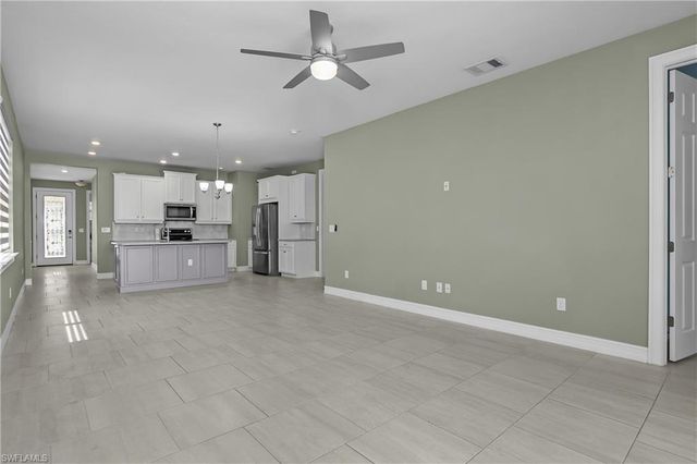 28358 Captiva Shell LOOP, Bonita Springs, FL 34135
