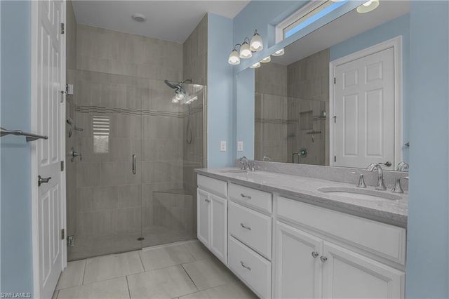 28358 Captiva Shell LOOP, Bonita Springs, FL 34135