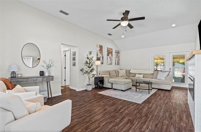206 Jill Lane, Satsuma, AL 36572