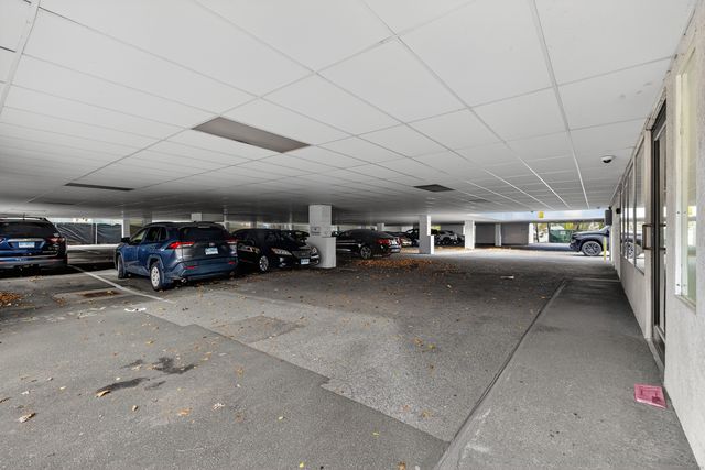 34 Crescent Street APT 2D, Stamford, CT 06906