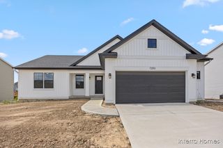 7293 Graymoor Street SE, Caledonia, MI 49316