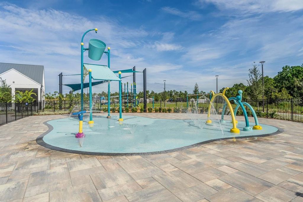 Image 50 of property listing at 3019 HOUSE FINCH ROAD, St Cloud, FL 34773