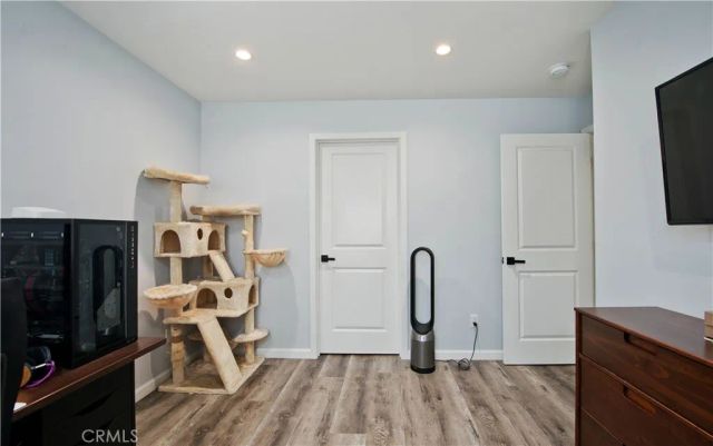 13608 Bassett Street, Valley Glen, CA 91405