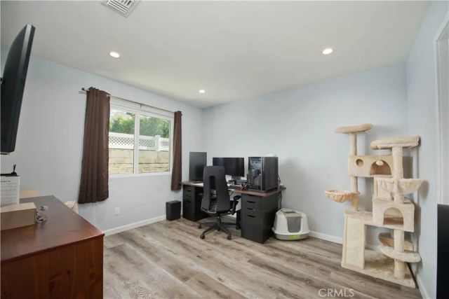 13608 Bassett Street, Valley Glen, CA 91405