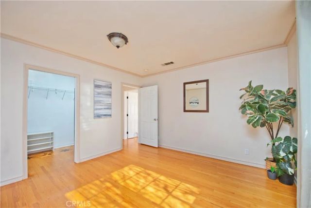 13608 Bassett Street, Valley Glen, CA 91405