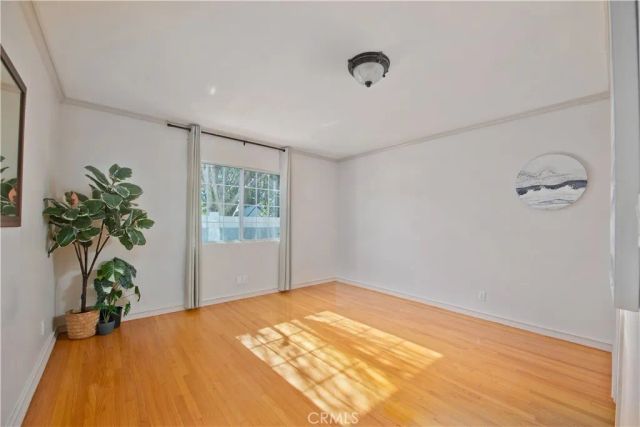 13608 Bassett Street, Valley Glen, CA 91405