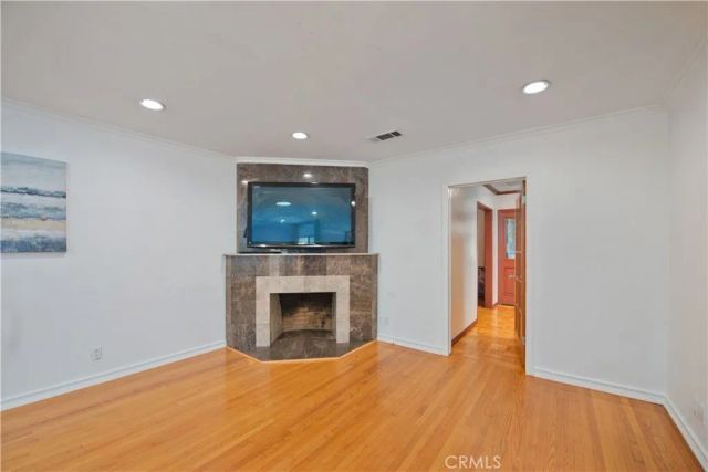 13608 Bassett Street, Valley Glen, CA 91405