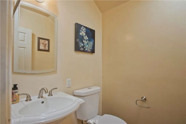 13608 Bassett Street, Valley Glen, CA 91405