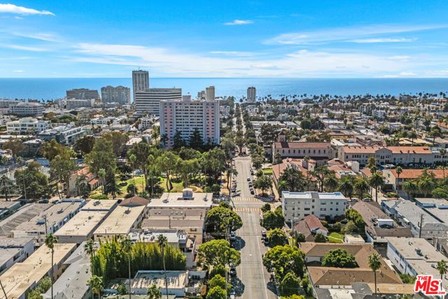 820 California Avenue 201, Santa Monica, CA 90403
