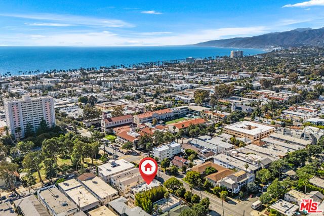 820 California Avenue 201, Santa Monica, CA 90403