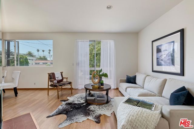 820 California Avenue 201, Santa Monica, CA 90403