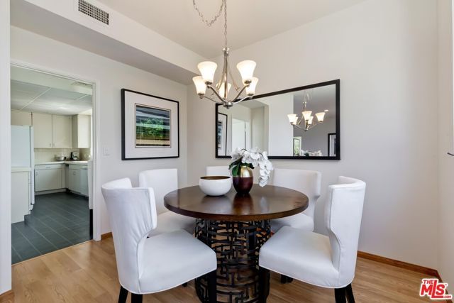 820 California Avenue 201, Santa Monica, CA 90403