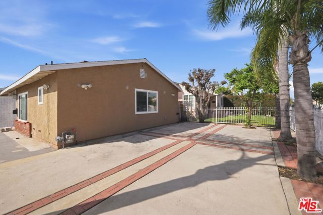 541 Mcdonald Avenue, Wilmington (los Angeles), CA 90744