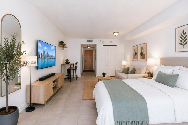 1200 Brickell Bay Drive 3310, Miami, FL 33131