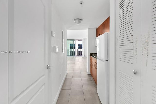 1200 Brickell Bay Drive 3310, Miami, FL 33131