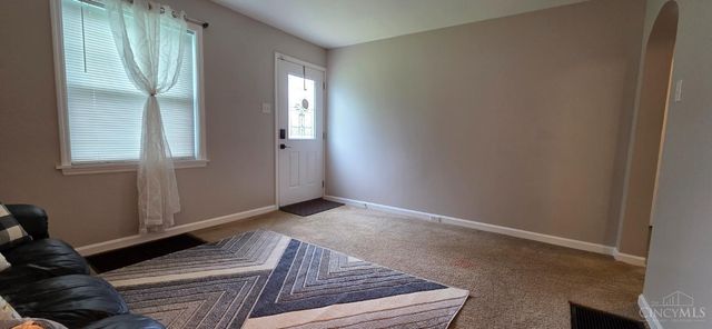 221 Harvest Lane, Reading, OH 45237